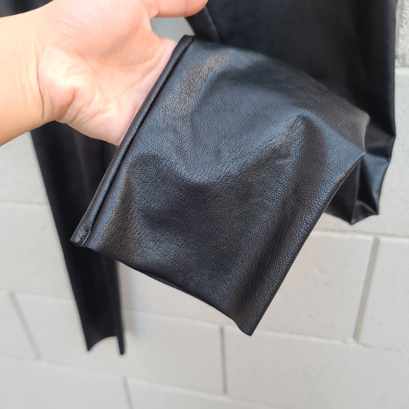 Commando | Faux Leather Perfect Control Leggings in Black Size XL - Picture 6 of 7